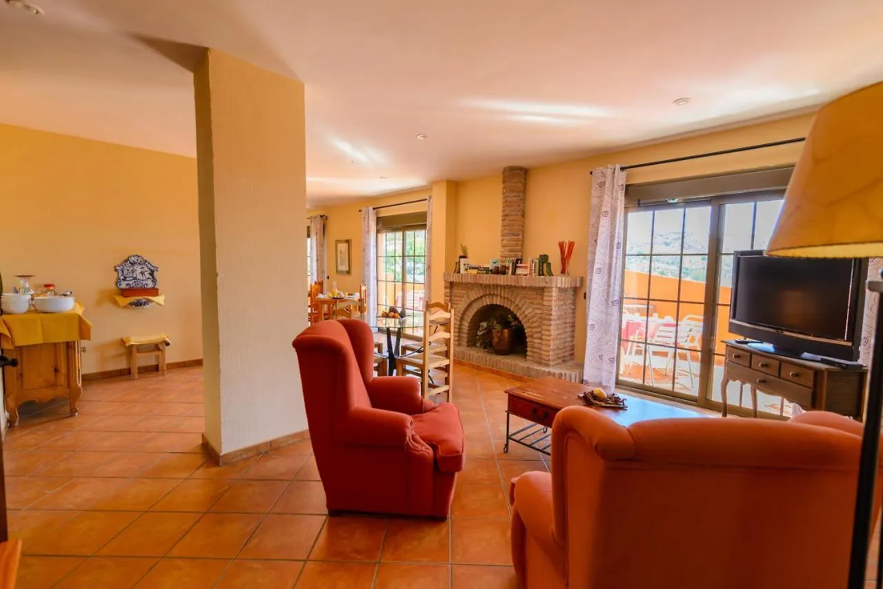 Hotel Rural Sierra Tejeda Alcaucín 2*,